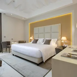 Aleph Hotel, Curio Collection By Hilton Hotell